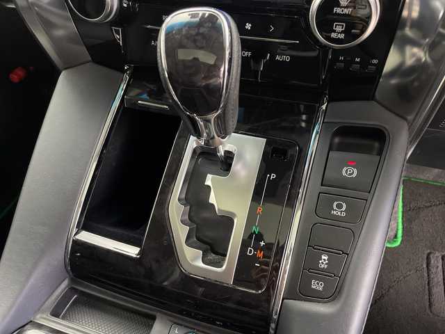 トヨタ アルファード S Cパッケージ 鹿児島県 2020(令2)年 5.6万km ブラック 純正10.5インチメーカーナビ/【AM/FM/CD/DVD/Bluetooth/フルセグTV】/JBLサウンドシステム/純正フリップダウンモニター/ツインムーンルーフ/ドライブレコーダー/パノラミックビューモニター/デジタルインナーミラー/ビルトインETC2.0/トヨタセーフティセンス/・プリクラッシュセーフティ/・レーントレーシングアシスト/・レーダークルーズコントロール/・オートマチックハイビーム/・ロードサインアシスト/・リアクロストラフィックアラート/・ブラインドスポットモニター/・インテリジェントクリアランスソナー/・インテリジェントパーキングアシスト/・先行車発進お知らせ機能/両側パワースライドドア/パワーバックドア/電格ウィンカーミラー/オートブレーキホールド/ドアバイザー/ステアリングヒーター/D/N席2列目シート/ヒーター・エアシート/D/N席列目シート/パワーシート/レザーシート/フロアマット/純正18インチAW/オートライト