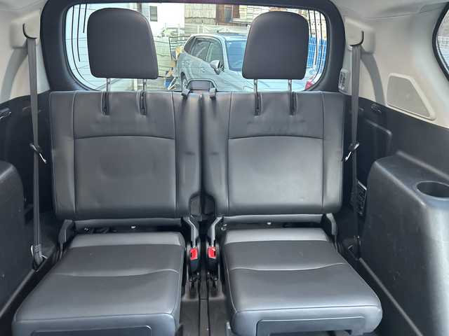 トヨタ ランドクルーザー プラド TZ－G 愛知県 2017(平29)年 13.1万km ブラック 純メーカーSDナビテレビ/フルセグテレビ/バックカメラ/サンルーフ/黒レザーシート/シートヒーター/ドライブレコーダー/ビルドインETC/純18インチAW/新車保証書/取説/スペアキー