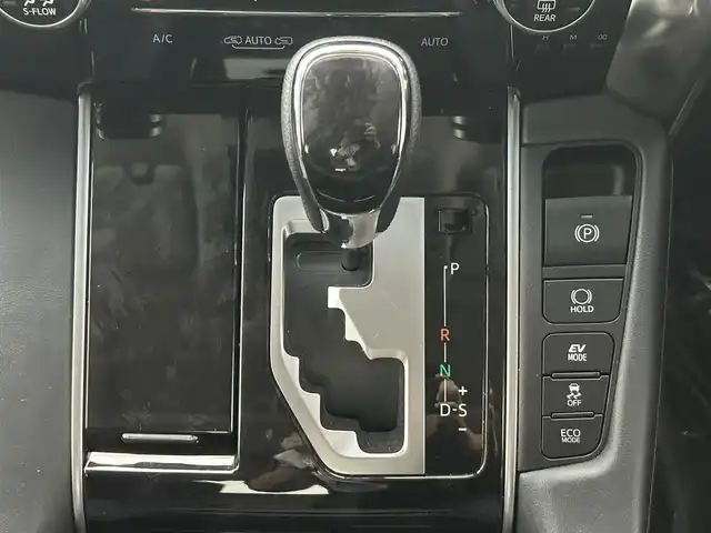 トヨタ ヴェルファイア ハイブリット Z 埼玉県 2019(平31)年 4.5万km ホワイトパールクリスタルシャイン 純正１０型ナビ　フルセグ　バックカメラ　Ｗサンルーフ　電子パーキング　オートブレーキホールド　両側パワースライドドア　レーダークルーズコントロール　純正フリップダウンモニター　ＷＡＣ　ビルドインＥＴＣ