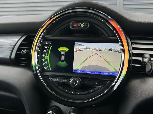 ＭＩＮＩ ミニ クーパー 茨城県 2019(平31)年 3.1万km 青Ｍ 中期型　/インテリジェントＳＦＴ　/コンフォートアクセス　/ＵＪテールランプ　/アンビエントライト　/ナビ　/ＢＴ　/ＵＳＢ　/バックカメラ　/リアＰＤＣ　/ＬＥＤヘッドライト　/オートライト　/ＥＴＣ　/アームレスト　/禁煙車