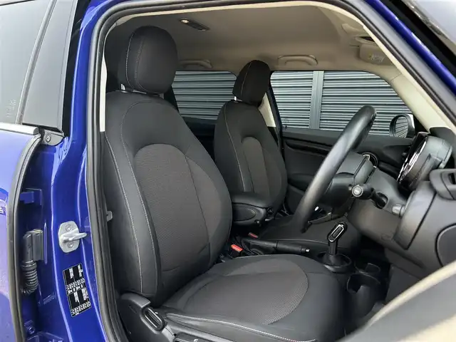 ＭＩＮＩ ミニ クーパー 茨城県 2019(平31)年 3.1万km 青Ｍ 中期型　/インテリジェントＳＦＴ　/コンフォートアクセス　/ＵＪテールランプ　/アンビエントライト　/ナビ　/ＢＴ　/ＵＳＢ　/バックカメラ　/リアＰＤＣ　/ＬＥＤヘッドライト　/オートライト　/ＥＴＣ　/アームレスト　/禁煙車