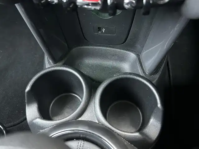 ＭＩＮＩ ミニ クーパー 茨城県 2019(平31)年 3.1万km 青Ｍ 中期型　/インテリジェントＳＦＴ　/コンフォートアクセス　/ＵＪテールランプ　/アンビエントライト　/ナビ　/ＢＴ　/ＵＳＢ　/バックカメラ　/リアＰＤＣ　/ＬＥＤヘッドライト　/オートライト　/ＥＴＣ　/アームレスト　/禁煙車
