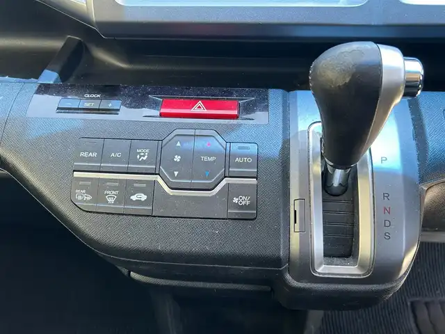 ホンダ ステップワゴン スパーダ Z クールスピリット 長崎県 2012(平24)年 11.5万km プレミアムスパークルブラックパール 社外HDDナビ/(CD/DVD/BT/MSV/フルセグ)/バックカメラ/両側パワースライドドア/ハーフレザーシート/クルーズコントロール/ETC/オートライト/フォグランプ/パドルシフト