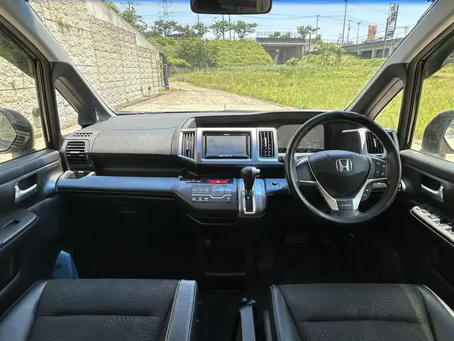 ホンダ ステップワゴン スパーダ Z クールスピリット 長崎県 2012(平24)年 11.5万km プレミアムスパークルブラックパール 社外HDDナビ/(CD/DVD/BT/MSV/フルセグ)/バックカメラ/両側パワースライドドア/ハーフレザーシート/クルーズコントロール/ETC/オートライト/フォグランプ/パドルシフト