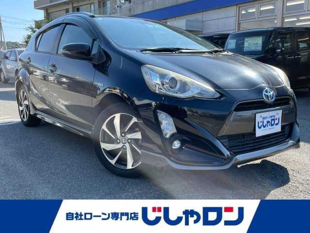 トヨタ アクア X－URBAN 兵庫県 2016(平28)年 10.6万km ブラックマイカ (株)IDOMが運営する【じしゃロン姫路店】の自社ローン専用車両になります。こちらは現金またはオートローンご利用時の価格です。自社ローンご希望の方は別途その旨お申付け下さい/純正SDナビ　NSZT-Y64T/（AM/FM/DISC/TV/HDMI/BT）/バックカメラ/プッシュスタート/スマートキー/ETC/ドライブレコーダー/純正フロアマット/スペアキー