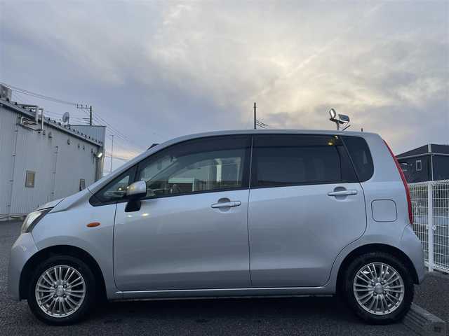 ダイハツ ムーヴ L 静岡県 2013(平25)年 5.9万km ブライトシルバーメタリック ユーザー買取車両/アイドリングストップ/社外アルミホイール　14インチ/パワーウィンドウ/ドリンクホルダー　D・N/シガーソケット/FM.AM