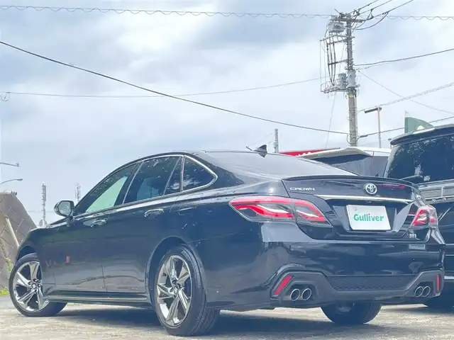 トヨタ クラウン ハイブリッド RS 福岡県 2020(令2)年 3.6万km プレシャスブラックパール ワンオーナー/レザーシートパッケージ【OP】/・黒本革シート/シートヒーター/純正8インチSDナビ/・フルセグTV/BT/CD/DVD/ラジオ/Toyota Safety Sense /・プリクラッシュセーフティ/・レーントレーシングアシスト/・レーダークルーズコントロール/・ロードサインアシスト/・アダプティブハイビームシステム/・オートマチックハイビーム/・先行車発進告知機能/ブラインドスポットモニター/インテリジェントクリアランスソナー/バックカメラ/エアシート/パワーシート/ETC2.0/スパッタリング塗装18インチアルミホイール/三眼LEDヘッドライト/取扱説明書/保証書/スペアキー