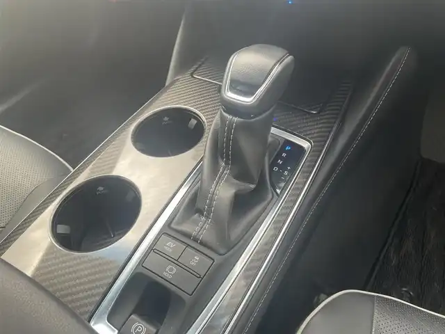 トヨタ クラウン ハイブリッド RS 福岡県 2020(令2)年 3.6万km プレシャスブラックパール ワンオーナー/レザーシートパッケージ【OP】/・黒本革シート/シートヒーター/純正8インチSDナビ/・フルセグTV/BT/CD/DVD/ラジオ/Toyota Safety Sense /・プリクラッシュセーフティ/・レーントレーシングアシスト/・レーダークルーズコントロール/・ロードサインアシスト/・アダプティブハイビームシステム/・オートマチックハイビーム/・先行車発進告知機能/ブラインドスポットモニター/インテリジェントクリアランスソナー/バックカメラ/エアシート/パワーシート/ETC2.0/スパッタリング塗装18インチアルミホイール/三眼LEDヘッドライト/取扱説明書/保証書/スペアキー