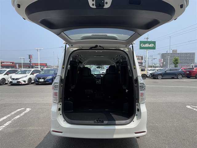 トヨタ ヴォクシー ZS 煌Ⅲ 徳島県 2013(平25)年 10.9万km ホワイトパールクリスタルシャイン 純正SDナビ/（Bluetooth/CD/DVD/フルセグ/SD）/バックカメラ/両側パワースライドドア/スマートキー/プッシュスタート/パドルシフト/電格ミラー/ウインカーミラー