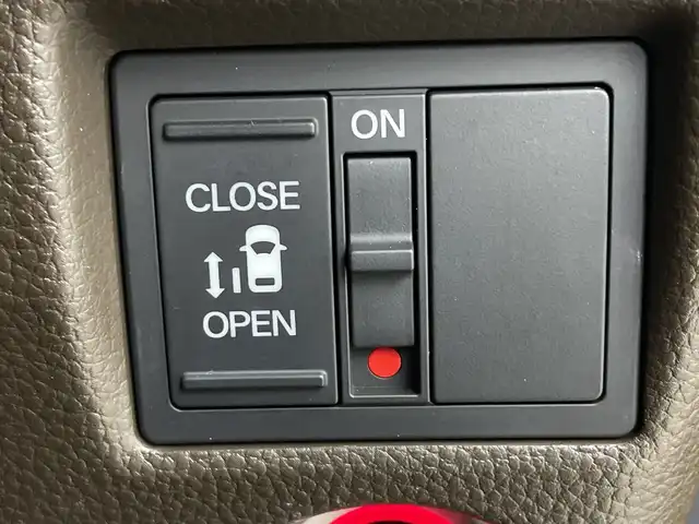 ホンダ Ｎ ＢＯＸ L 三重県 2021(令3)年 2.9万km クリスタルブラックパール 禁煙車/純正ナビ/・AM/FM/CD/フルセグ/Bluetooth/iPod/USB/バックカメラ/片側パワースライドドア/LEDヘッドライト/オートライト/ホンダセンシング/シートヒーター/プッシュスタート/スマートキー