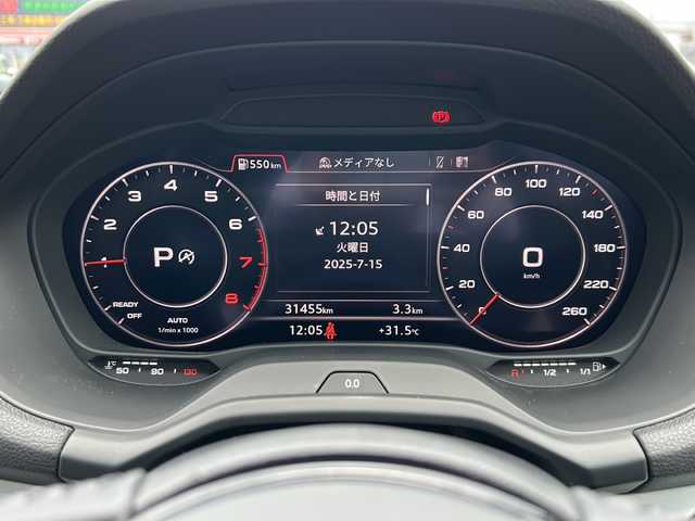 アウディ Ｑ２ 1．0 TFSI 愛知県 2018(平30)年 3.2万km グレイシアホワイトメタリック /禁煙/ワンオーナー/正規ディーラー車//ディーラー整備記録簿R1.2.3.4.5.6//純正ナビ/フルセグ/CD/DVD/SD/MSV/AUX/USB//バックカメラ/ETC2.0/前後ドラレコ//バーチャルコックピット/革巻きステア/ステアスイッチ//シートヒーター/パワーバックドア//純正LEDオートライト/オートハイビーム//電動パーキングブレーキ//速度警告/距離警告/ACC//Audiプレセンス/Audiサイドアシスト//Audiアクティブレーンアシスト//アテンションアラート/パーキングエイド//ドライブセレクト//リアスモークフィルム//純正フロアマット//純正トノカバー//プッシュスタート/スマートキー//新車時保証書//取扱説明書//スペアスマートキー有