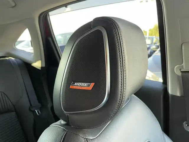 日産 オーラ G レザーエディション 島根県 2022(令4)年 2.3万km ガーネットレッド/スーパーブラック 2トーン 登録時走行距離23051km/保証書/取扱説明書/純正ディスプレイオーディオ/・ナビ/・フルセグTV/・Bluetooth接続/・AppleCarPlay/プロパイロット/・車速・車間制御機能/・ハンドル支援/・ルート減速支援/・制限速度支援/・レーダークルーズ/・ブラインドスポットモニター/アラウンドビューモニター/BOSEサウンド/デジタルインナーミラー/ビルトインETC2.0/レザーシート/置くだけ充電/スマートキー