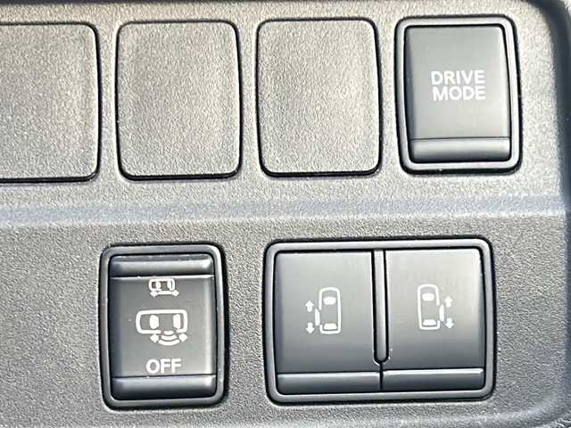 日産 セレナ e－パワー ハイウェイスター V 宮城県 2020(令2)年 3.5万km インペリアルアンバーP 禁煙車/プロパイロット/エマージェンシーブレーキ/ブラインドスポットモニター/アラウンドビューモニター/車線逸脱警報/道路標識表示/純正10型ナビ/【地図SDカード無し】/・フルセグTV/・CD/DVD.BT.CD/両側パワースライドドア/・ハンズフリーオートスライド/ビルトインETC/ドライブレコーダー（FR）/LEDヘッドライト/LEDフォグライト/革巻きステアリング/プッシュスタート/スマートキー×2/純正フロアマット/社外15インチAW