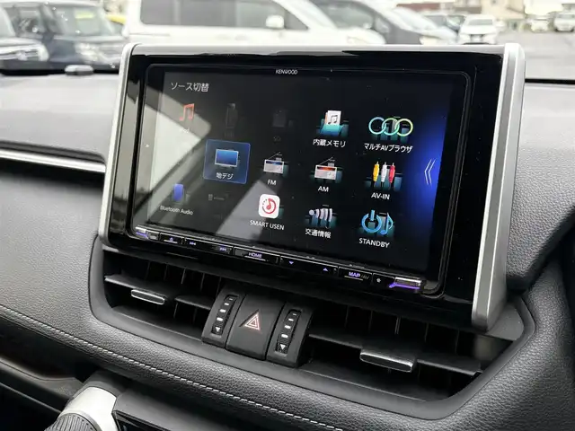 トヨタ ＲＡＶ４ G Zパッケージ 大分県 2020(令2)年 5.4万km ホワイトパールクリスタルシャイン ワンオーナー/大型サンルーフ/黒レザーシート/前席シートヒーター/パワーシート/パワーバックドア/社外9型ナビ フルセグTV CD DVD BT/バックカメラ/デジタルインナーミラー/スマートキー2個/衝突被害軽減ブレーキ/レーダークルーズコントロール/レーンアシスト/オートマチックハイビーム/ブラインドスポットモニタ/LEDオートヘッドライト/フォグライト/ビルトインETC/前後ドラレコ/ステアリングリモコン/19インチアルミホイール/W サイド カーテン ニー エアバッグ/保証書　取説 ナビ取説/禁煙車