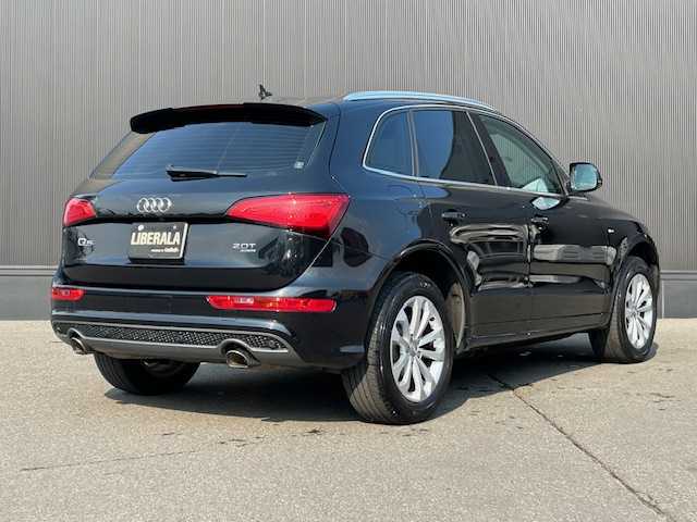 アウディ Ｑ５ 2．0 TFSI クワトロ 道東・釧路十勝 2014(平26)年 11万km 黒 4WD/純正HDDナビ（CD/Bluetooth/フルセグTV）/バックカメラ/ETC/ドライブレコーダー/クルーズコントロール/パーキングセンサー/レザーシート/シートヒーター/メモリ機能付パワーシート/パワーバックドア/LEDライト/純正13インチアルミホイール/スペアキー/説明書