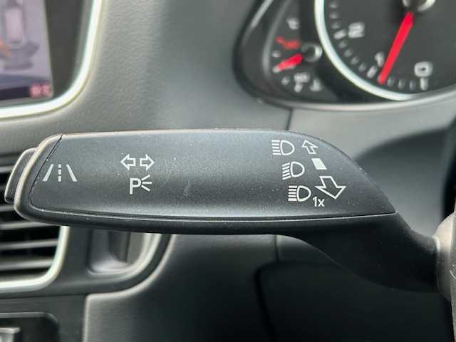 アウディ Ｑ５ 2．0 TFSI クワトロ 道東・釧路十勝 2014(平26)年 11万km 黒 4WD/純正HDDナビ（CD/Bluetooth/フルセグTV）/バックカメラ/ETC/ドライブレコーダー/クルーズコントロール/パーキングセンサー/レザーシート/シートヒーター/メモリ機能付パワーシート/パワーバックドア/LEDライト/純正13インチアルミホイール/スペアキー/説明書