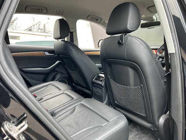 アウディ Ｑ５ 2．0 TFSI クワトロ 道東・釧路十勝 2014(平26)年 11万km 黒 4WD/純正HDDナビ（CD/Bluetooth/フルセグTV）/バックカメラ/ETC/ドライブレコーダー/クルーズコントロール/パーキングセンサー/レザーシート/シートヒーター/メモリ機能付パワーシート/パワーバックドア/LEDライト/純正13インチアルミホイール/スペアキー/説明書