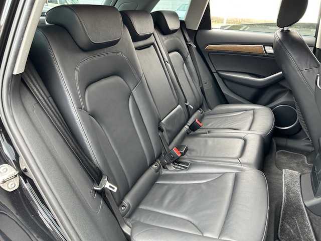 アウディ Ｑ５ 2．0 TFSI クワトロ 道東・釧路十勝 2014(平26)年 11万km 黒 4WD/純正HDDナビ（CD/Bluetooth/フルセグTV）/バックカメラ/ETC/ドライブレコーダー/クルーズコントロール/パーキングセンサー/レザーシート/シートヒーター/メモリ機能付パワーシート/パワーバックドア/LEDライト/純正13インチアルミホイール/スペアキー/説明書