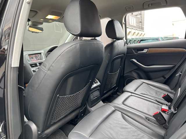 アウディ Ｑ５ 2．0 TFSI クワトロ 道東・釧路十勝 2014(平26)年 11万km 黒 4WD/純正HDDナビ（CD/Bluetooth/フルセグTV）/バックカメラ/ETC/ドライブレコーダー/クルーズコントロール/パーキングセンサー/レザーシート/シートヒーター/メモリ機能付パワーシート/パワーバックドア/LEDライト/純正13インチアルミホイール/スペアキー/説明書