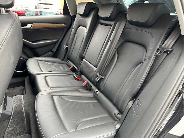 アウディ Ｑ５ 2．0 TFSI クワトロ 道東・釧路十勝 2014(平26)年 11万km 黒 4WD/純正HDDナビ（CD/Bluetooth/フルセグTV）/バックカメラ/ETC/ドライブレコーダー/クルーズコントロール/パーキングセンサー/レザーシート/シートヒーター/メモリ機能付パワーシート/パワーバックドア/LEDライト/純正13インチアルミホイール/スペアキー/説明書