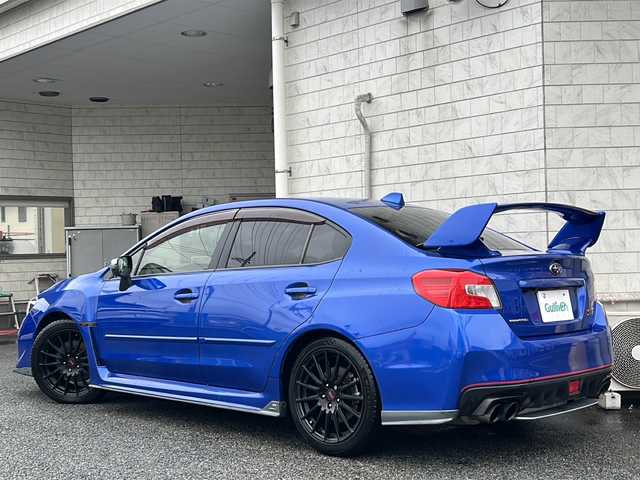 スバル ＷＲＸ Ｓ４ 2．0GT‐S アイサイト 神奈川県 2015(平27)年 7.6万km WRブルーパール 純正ナビ（CD/DVD/SD/USB/フルセグTV)/バックカメラ/前方ドライブレコーダー/ETC/レーダークルーズコントロール/パドルシフト/STIフルエアロ/STIアルミホイール/STIフロアマット/STIステアリング/アイサイト/車線逸脱機能/衝突軽減システム/ダウンヒルアシストコントロール/横滑り防止装置/電動パーキングブレーキ/ルームミラー型レーダー探知/ISOFIX/ステアリングスイッチ/オートライト/スペアキー×１/保証書/取扱説明書
