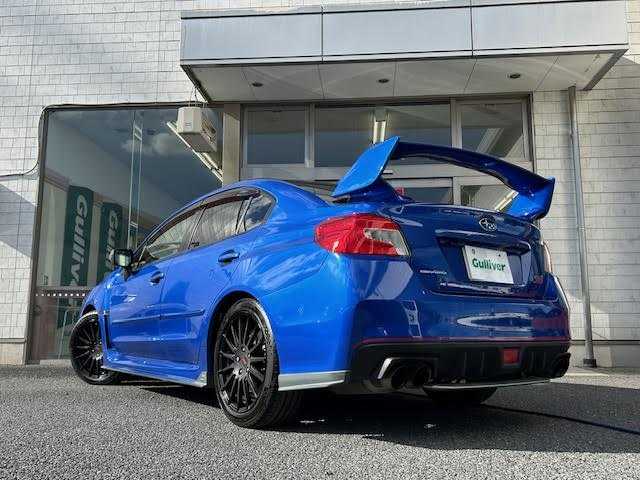 スバル ＷＲＸ Ｓ４ 2．0GT‐S アイサイト 埼玉県 2015(平27)年 7.6万km WRブルーパール 純正ナビ（CD/DVD/SD/USB/フルセグTV)/バックカメラ/前方ドライブレコーダー/ETC/レーダークルーズコントロール/パドルシフト/STIフルエアロ/STIアルミホイール/STIフロアマット/STIステアリング/アイサイト/車線逸脱機能/衝突軽減システム/ダウンヒルアシストコントロール/横滑り防止装置/電動パーキングブレーキ/ルームミラー型レーダー探知/ISOFIX/ステアリングスイッチ/オートライト/スペアキー×１/保証書/取扱説明書