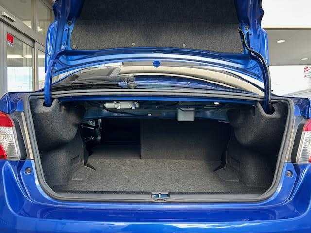 スバル ＷＲＸ Ｓ４ 2．0GT‐S アイサイト 埼玉県 2015(平27)年 7.6万km WRブルーパール 純正ナビ（CD/DVD/SD/USB/フルセグTV)/バックカメラ/前方ドライブレコーダー/ETC/レーダークルーズコントロール/パドルシフト/STIフルエアロ/STIアルミホイール/STIフロアマット/STIステアリング/アイサイト/車線逸脱機能/衝突軽減システム/ダウンヒルアシストコントロール/横滑り防止装置/電動パーキングブレーキ/ルームミラー型レーダー探知/ISOFIX/ステアリングスイッチ/オートライト/スペアキー×１/保証書/取扱説明書