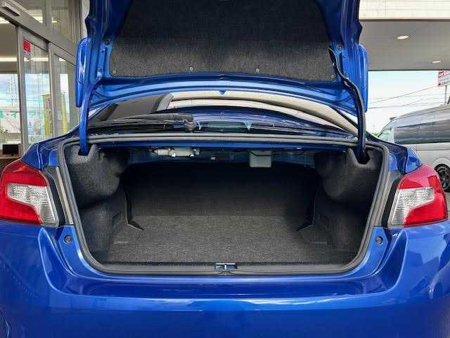 スバル ＷＲＸ Ｓ４ 2．0GT‐S アイサイト 埼玉県 2015(平27)年 7.6万km WRブルーパール 純正ナビ（CD/DVD/SD/USB/フルセグTV)/バックカメラ/前方ドライブレコーダー/ETC/レーダークルーズコントロール/パドルシフト/STIフルエアロ/STIアルミホイール/STIフロアマット/STIステアリング/アイサイト/車線逸脱機能/衝突軽減システム/ダウンヒルアシストコントロール/横滑り防止装置/電動パーキングブレーキ/ルームミラー型レーダー探知/ISOFIX/ステアリングスイッチ/オートライト/スペアキー×１/保証書/取扱説明書