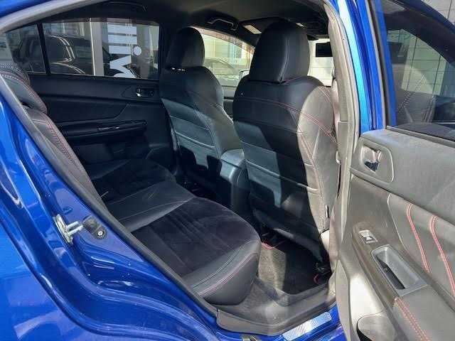 スバル ＷＲＸ Ｓ４ 2．0GT‐S アイサイト 埼玉県 2015(平27)年 7.6万km WRブルーパール 純正ナビ（CD/DVD/SD/USB/フルセグTV)/バックカメラ/前方ドライブレコーダー/ETC/レーダークルーズコントロール/パドルシフト/STIフルエアロ/STIアルミホイール/STIフロアマット/STIステアリング/アイサイト/車線逸脱機能/衝突軽減システム/ダウンヒルアシストコントロール/横滑り防止装置/電動パーキングブレーキ/ルームミラー型レーダー探知/ISOFIX/ステアリングスイッチ/オートライト/スペアキー×１/保証書/取扱説明書