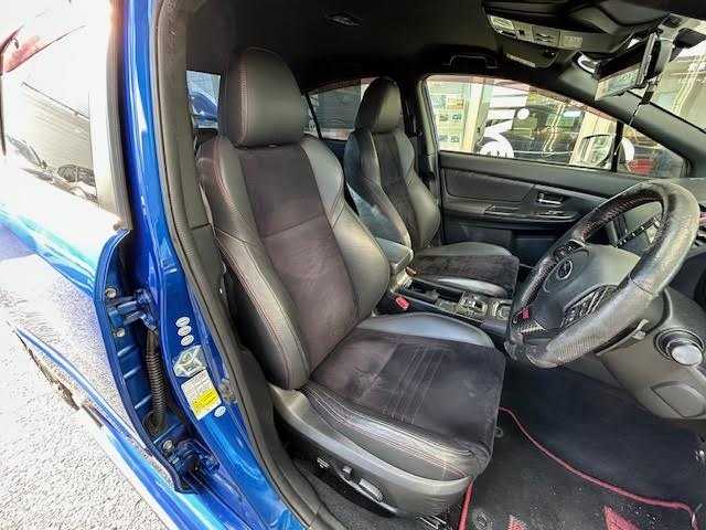スバル ＷＲＸ Ｓ４ 2．0GT‐S アイサイト 埼玉県 2015(平27)年 7.6万km WRブルーパール 純正ナビ（CD/DVD/SD/USB/フルセグTV)/バックカメラ/前方ドライブレコーダー/ETC/レーダークルーズコントロール/パドルシフト/STIフルエアロ/STIアルミホイール/STIフロアマット/STIステアリング/アイサイト/車線逸脱機能/衝突軽減システム/ダウンヒルアシストコントロール/横滑り防止装置/電動パーキングブレーキ/ルームミラー型レーダー探知/ISOFIX/ステアリングスイッチ/オートライト/スペアキー×１/保証書/取扱説明書