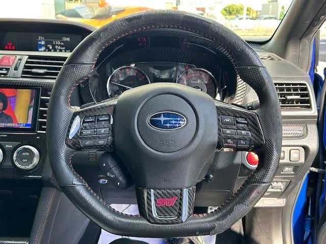 スバル ＷＲＸ Ｓ４ 2．0GT‐S アイサイト 埼玉県 2015(平27)年 7.6万km WRブルーパール 純正ナビ（CD/DVD/SD/USB/フルセグTV)/バックカメラ/前方ドライブレコーダー/ETC/レーダークルーズコントロール/パドルシフト/STIフルエアロ/STIアルミホイール/STIフロアマット/STIステアリング/アイサイト/車線逸脱機能/衝突軽減システム/ダウンヒルアシストコントロール/横滑り防止装置/電動パーキングブレーキ/ルームミラー型レーダー探知/ISOFIX/ステアリングスイッチ/オートライト/スペアキー×１/保証書/取扱説明書