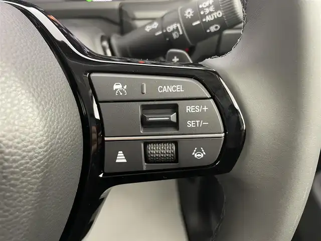 ホンダ ステップワゴン eHEV エアー EX 大分県 2025(令7)年 0.1千km プラチナホワイトパール 純正ナビ/FM/AM/フルセグＴＶ/applecarplay/androidauto/オットマン/フリップダウンモニター/バックカメラ/シートヒーター（D/N）/パワーバックドア/電子パーキング/オートホールド/ホンダセンシング/・衝突軽減ブレーキ/・先行発進お知らせ機能/・コーナーセンサー/・BSM/・後方支援/オートハイビーム/パドルシフト