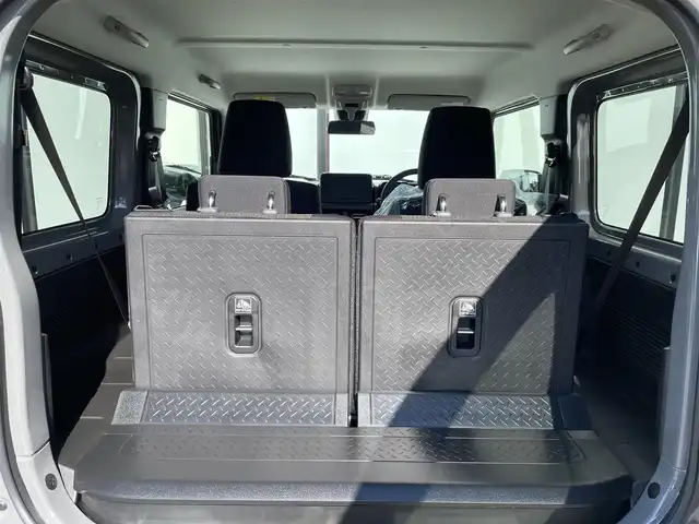 スズキ ジムニー XC 大阪府 2025(令7)年 0.1千km ミディアムグレー ターボ車 /４WD /シートヒーター /クルーズコントロール　/サイドミラーヒーター　/LEDヘッドライト　/純正アルミホイール/オーディオレス車