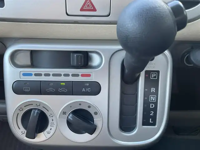 日産 モコ S 埼玉県 2010(平22)年 4.3万km エアブルーメタリック 新車時保証書/取扱説明書/純正ラジオ付CDプレーヤー/　（CD/ラジオ）/ヘッドランプレベライザー/タイヤサイズ　　155/65/R13