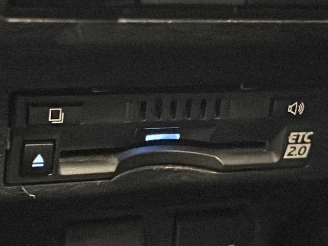 トヨタ カローラ クロス ハイブリッド Z 宮城県 2022(令4)年 5.2万km アティチュードブラックマイカ 純正ディスプレイオーディオナビ/・BT接続/AM/FM/純正18インチホイール/フルセグTV/トヨタセーフティセンス/・衝突被害軽減ブレーキ/・プリクラッシュセーフティ/・レーダークルーズコントロール/・ドライバー異常時対応システム/LEDヘッドライト/・フォグランプ/・レベライザー/・オートハイビーム/DN席シートヒーター/パワーシート/パワーバックドア/電動格納ミラー