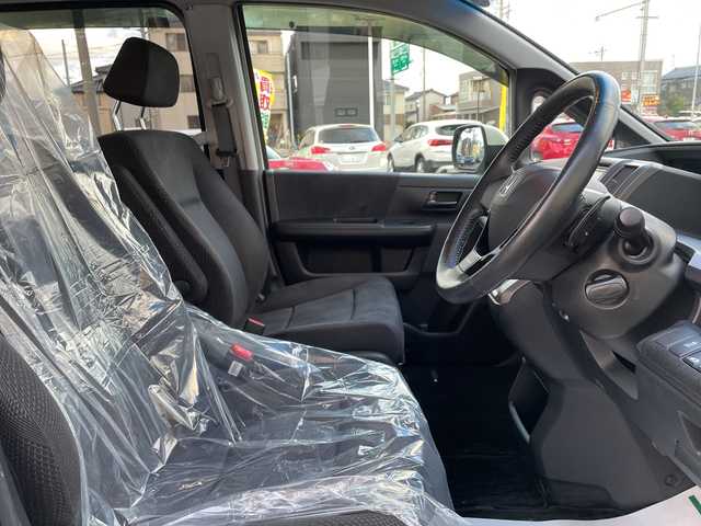 ホンダ ステップワゴン スパーダ Z 石川県 2011(平23)年 13.2万km パール ４WD/社外メモリーナビ/フルセグTV/バックカメラ/両側パワースライドドア/スマートキー/純正アルミホイール/電動ミラー/ETC