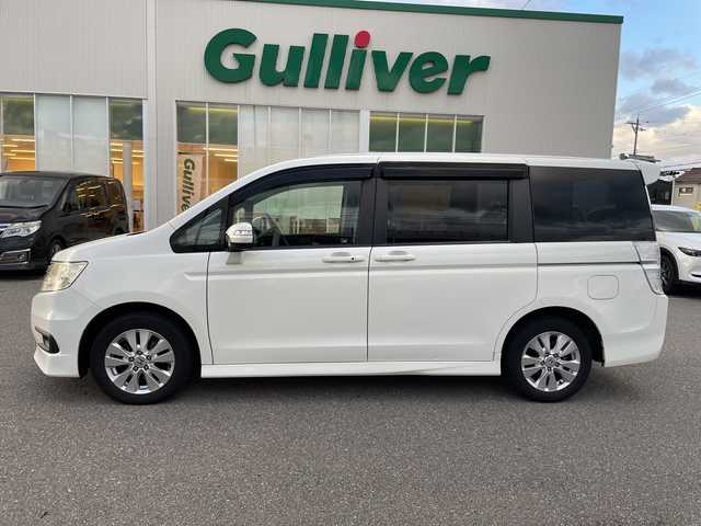 ホンダ ステップワゴン スパーダ Z 石川県 2011(平23)年 13.2万km パール ４WD/社外メモリーナビ/フルセグTV/バックカメラ/両側パワースライドドア/スマートキー/純正アルミホイール/電動ミラー/ETC