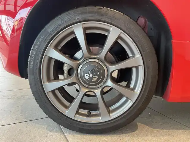 アバルト ５９５ 愛知県 2018(平30)年 2.2万km 赤 純正ディスプレイオーディオ　/Ｂｌｕｅｔｏｏｔｈ　/バックカメラ　/ＡｐｐｌｅＣａｒＰｌａｙ　/社外レーダー　/ドライブレコーダー　/ＥＴＣ　/フォグライト　/純正アルミホイール　/コーナーセンサー