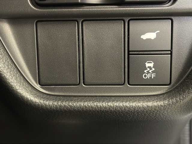 ホンダ ＺＲ－Ｖ ハイブリッド e:HEV Z 栃木県 2023(令5)年 2.5万km プラチナホワイトパール ワンオーナー/本革シート/BOSEプレミアムサウンドシステム/純正7インチワイドナビ/・フルセグTV/AM/FM/・Apple CarPlay/Android Auto/Bluetooth/USB/HDMI/ホンダセンシング/・衝突軽減ブレーキ/・誤発進抑制/・路外逸脱抑制/・パーキングセンサー/・渋滞追従機能付アダプティブクルーズコントロール/・車線維持支援/・アダプティブドライビングビーム/・ブラインドスポットモニタリング/・歩行者事故低減ステアリング/・先行者発進お知らせ/・標識認識/マルチビューカメラ/ビルトインETC2.0/ワイヤレス充電/電動リアゲート/純正前後ドライブレコーダー/ハーフレザーシート(合皮)/シートヒーター(D/N席)/パワーシート(D/N席)/ヒルディセントコントロール/LEDヘッドライト/フォグランプ/純正18インチアルミホイール/ドアバイザー/純正フロアマット/サイド+カーテンエアバッグ/スマートキー×2本/保証書、取扱説明書