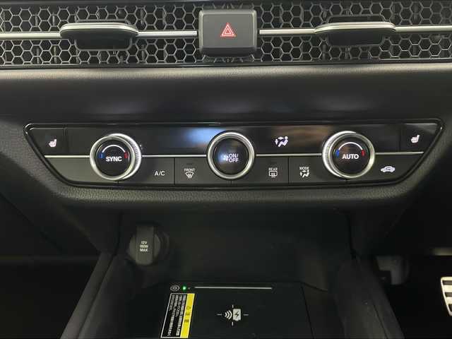 ホンダ ＺＲ－Ｖ ハイブリッド e:HEV Z 栃木県 2023(令5)年 2.5万km プラチナホワイトパール ワンオーナー/本革シート/BOSEプレミアムサウンドシステム/純正7インチワイドナビ/・フルセグTV/AM/FM/・Apple CarPlay/Android Auto/Bluetooth/USB/HDMI/ホンダセンシング/・衝突軽減ブレーキ/・誤発進抑制/・路外逸脱抑制/・パーキングセンサー/・渋滞追従機能付アダプティブクルーズコントロール/・車線維持支援/・アダプティブドライビングビーム/・ブラインドスポットモニタリング/・歩行者事故低減ステアリング/・先行者発進お知らせ/・標識認識/マルチビューカメラ/ビルトインETC2.0/ワイヤレス充電/電動リアゲート/純正前後ドライブレコーダー/ハーフレザーシート(合皮)/シートヒーター(D/N席)/パワーシート(D/N席)/ヒルディセントコントロール/LEDヘッドライト/フォグランプ/純正18インチアルミホイール/ドアバイザー/純正フロアマット/サイド+カーテンエアバッグ/スマートキー×2本/保証書、取扱説明書