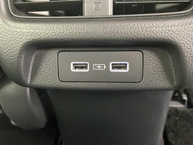 ホンダ ＺＲ－Ｖ ハイブリッド e:HEV Z 栃木県 2023(令5)年 2.5万km プラチナホワイトパール ワンオーナー/本革シート/BOSEプレミアムサウンドシステム/純正7インチワイドナビ/・フルセグTV/AM/FM/・Apple CarPlay/Android Auto/Bluetooth/USB/HDMI/ホンダセンシング/・衝突軽減ブレーキ/・誤発進抑制/・路外逸脱抑制/・パーキングセンサー/・渋滞追従機能付アダプティブクルーズコントロール/・車線維持支援/・アダプティブドライビングビーム/・ブラインドスポットモニタリング/・歩行者事故低減ステアリング/・先行者発進お知らせ/・標識認識/マルチビューカメラ/ビルトインETC2.0/ワイヤレス充電/電動リアゲート/純正前後ドライブレコーダー/ハーフレザーシート(合皮)/シートヒーター(D/N席)/パワーシート(D/N席)/ヒルディセントコントロール/LEDヘッドライト/フォグランプ/純正18インチアルミホイール/ドアバイザー/純正フロアマット/サイド+カーテンエアバッグ/スマートキー×2本/保証書、取扱説明書