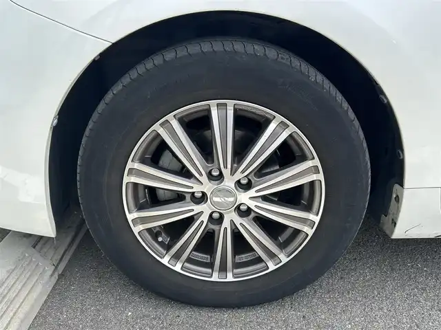 トヨタ プリウス α S チューンブラック 和歌山県 2014(平26)年 14.6万km ホワイトパールクリスタルシャイン 純正ナビ/バックカメラ/フルセグTV/BT/ステアリングスイッチ/ETC/ドライブレコーダー/フロアマット/ドアバイザー/野外アルミホイール/電動格納ミラー/ウインカーミラー/キセノンヘッドライト/フォグランプ