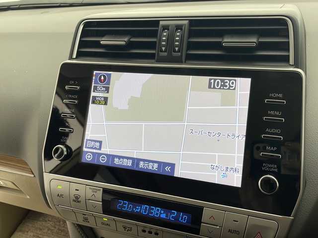 トヨタ ランドクルーザー プラド TX Lパッケージ 愛知県 2023(令5)年 2.4万km ホワイトパールクリスタルシャイン 衝突軽減システム/純正9型ディズプレイオーディオ　ナビあり/全方位カメラ/サンルーフ/レーダークルーズコントロール/シートヒーター/エアシート/フルセグ/バックカメラ/パワーシート/コーナーセンサー/ルーフレール/ETC2.0/LEDヘッドライト/オートマチックハイビーム/ドライブレコーダー/ステアリングスイッチ/スマートキー/プッシュスタート
