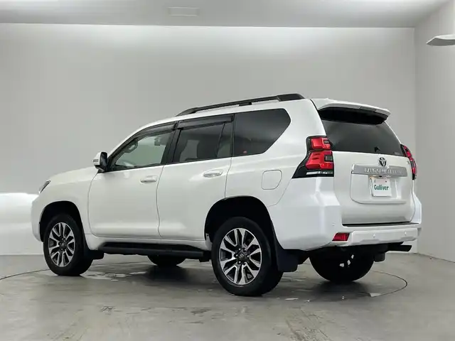 トヨタ ランドクルーザー プラド TX Lパッケージ 埼玉県 2023(令5)年 2.4万km ホワイトパールクリスタルシャイン 衝突軽減システム/ディズプレイオーディオ　ナビあり/全方位カメラ/サンルーフ/レーダークルーズコントロール/シートヒーター/エアシート/フルセグ/バックカメラ/パワーシート/コーナーセンサー/ルーフレール/ETC2.0/LEDヘッドライト/オートマチックハイビーム/ドライブレコーダー/ステアリングスイッチ/スマートキー/プッシュスタート