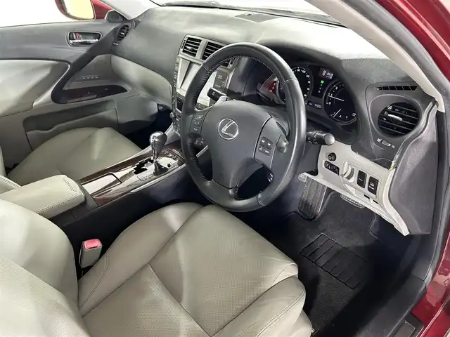 レクサス ＩＳ 250 バージョンL 佐賀県 2007(平19)年 4.4万km レッドマイカクリスタルシャイン 純正メモリナビ/ワンセグ/CD/MD/AUX/バックカメラ/運転席・助手席メモリー付きパワーシート/運転席・助手席シートヒーター/運転席・助手席エアシート/ビルトインETC/クルーズコントロール/パドルシフト/純正17インチアルミホイール/純正フロアマット