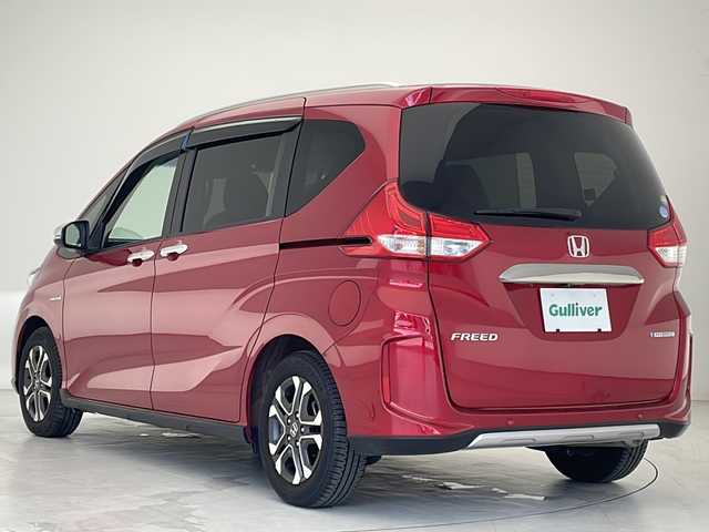 ホンダ フリード ハイブリット クロスター ホンダセンシング 沖縄県 2020(令2)年 5.1万km プレミアムクリスタルレッドM 純正9インチナビ【VXM-207VFNi】/CD/DVD/SD/BT/フルセグ/バックカメラ/ビルトインETC/純正前後ドライブレコーダー/両側パワースライドドア/ホンダセンシング/衝突被害軽減ブレーキ/アダプティブクルーズコントロール/レーンキープアシスト/コーナーセンサー/アイドリングストップ/ハーフレザーシート/前席シートヒーター/LEDヘッドライト/オートライト/ルーフレール/純正15インチAW/純正フロアマット/プッシュスタート/スマートキー/保証書/取扱説明書/記録簿