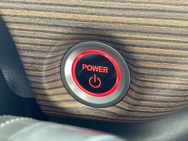 ホンダ フリード ハイブリット クロスター ホンダセンシング 沖縄県 2020(令2)年 5.1万km プレミアムクリスタルレッドM 純正9インチナビ【VXM-207VFNi】/CD/DVD/SD/BT/フルセグ/バックカメラ/ビルトインETC/純正前後ドライブレコーダー/両側パワースライドドア/ホンダセンシング/衝突被害軽減ブレーキ/アダプティブクルーズコントロール/レーンキープアシスト/コーナーセンサー/アイドリングストップ/ハーフレザーシート/前席シートヒーター/LEDヘッドライト/オートライト/ルーフレール/純正15インチAW/純正フロアマット/プッシュスタート/スマートキー/保証書/取扱説明書/記録簿
