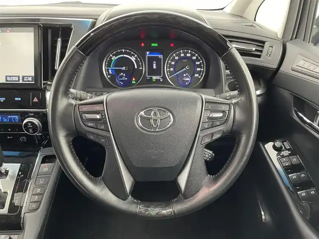 トヨタ アルファードハイブリット SR 富山県 2018(平30)年 5.8万km ホワイトパールクリスタルシャイン サンルーフ/純正10型ナビ（NSZN-Z66T）（CD DVD BT MSV（SD））/フルセグTV/純正12.1型フリップダウンモニター（V12T-R66C）/黒革調シート/前後ドラレコ（MRV-MR450）/デジタルインナーミラー/パワーバックドア/ACC/プリクラッシュセーフティ（PCS）/レーンキープ（LTA）/先行車発進告知/両側パワースライドドア/バックカメラ/前後コーナーセンサー/ビルトインETC2.0/天井照明16色/LEDヘッドライト/フォグ/スマートキー＋プッシュスタート/純正マット・バイザー/前席パワーシート・エアシート/運転席シートメモリー/保証書、取説