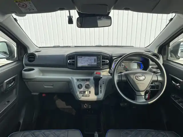 ダイハツ ミラ イース X リミテッド SAⅢ 滋賀県 2021(令3)年 0.7万km ブライトシルバーメタリック 純正メモリナビ/(BT/TV/CD/DVD)/バックカメラ/衝突軽減システム/レーンキープアシスト/パーキングアシスト/アイドリングストップ/LEDヘッドライト/オートマチックハイビーム/コーナーセンサー/ドラレコ/純正フロアマット/スペアキー