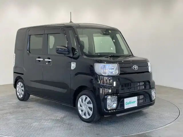 トヨタ ピクシスメガ D SAⅢ 栃木県 2022(令4)年 2.8万km ブラックマイカメタリック 純正ナビ(NSZT-W68T)/ ・フルセグTV/ ・Bluetooth/ ・CD/ ・DVD/ ・SD/バックカメラ/スマートアシスト/ ・衝突軽減システム/ ・オートハイビーム/ ・後方コーナーセンサー/両側パワースライドドア/ETC/ハロゲンヘッドライト/オートライト/リモコンキー/純正フロアマット/フロントフォグランプ/ドアバイザー/ベンチシート